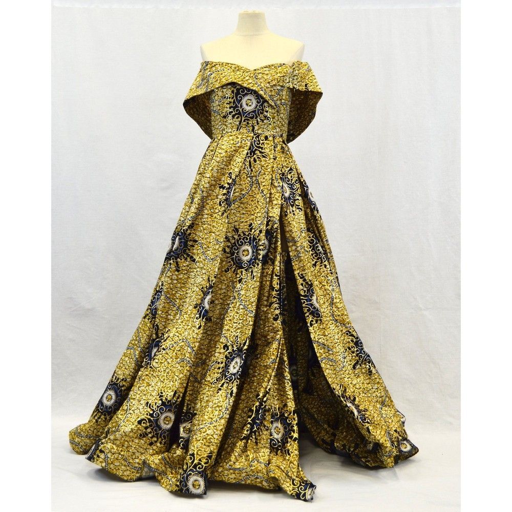 Stunning Off-Shoulder Gold-Black Floral Ball Gown Evening Dress Formal Occasion